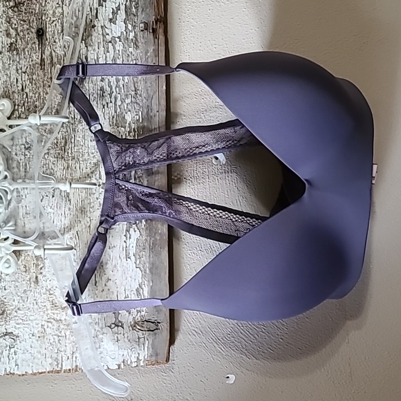 Victoria's Secret Other - Victoria's Secret t shirt lightly lined wireless bra 34dd